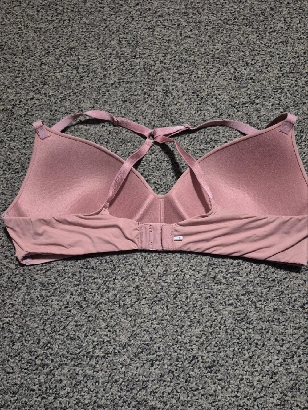 Victoria's Secret Blush Pink Seamless Racerback Bra - Picture 3 of 6